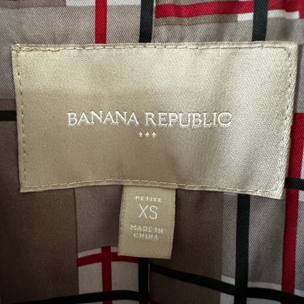Banana Republic Burgundy Trench Coat | Classic Double-Breasted | Size XS PETITE - Picture 2 of 5